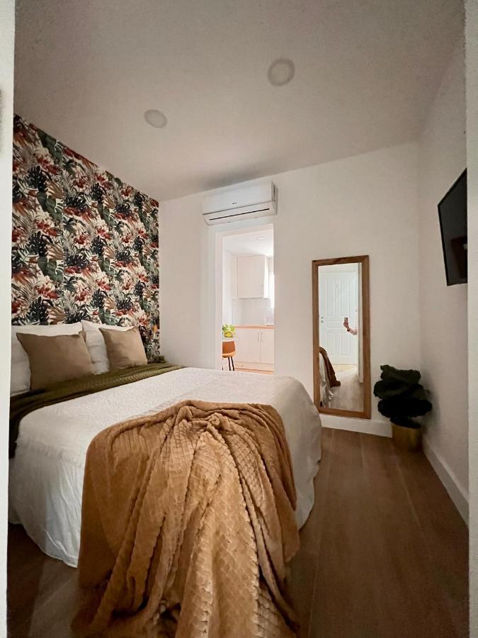 הוספיטלט דה יוברגאט Crysoyle Apartment Barcelona Next To Camp Nou מראה חיצוני תמונה