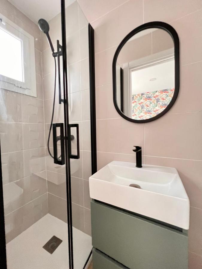 הוספיטלט דה יוברגאט Crysoyle Apartment Barcelona Next To Camp Nou מראה חיצוני תמונה