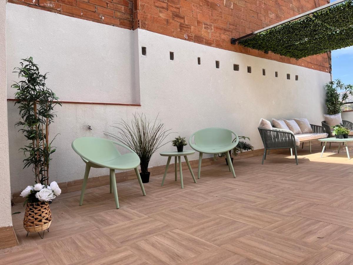 הוספיטלט דה יוברגאט Crysoyle Apartment Barcelona Next To Camp Nou מראה חיצוני תמונה