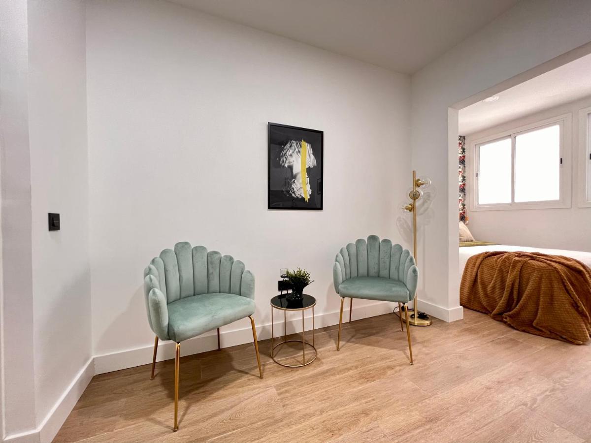 הוספיטלט דה יוברגאט Crysoyle Apartment Barcelona Next To Camp Nou מראה חיצוני תמונה