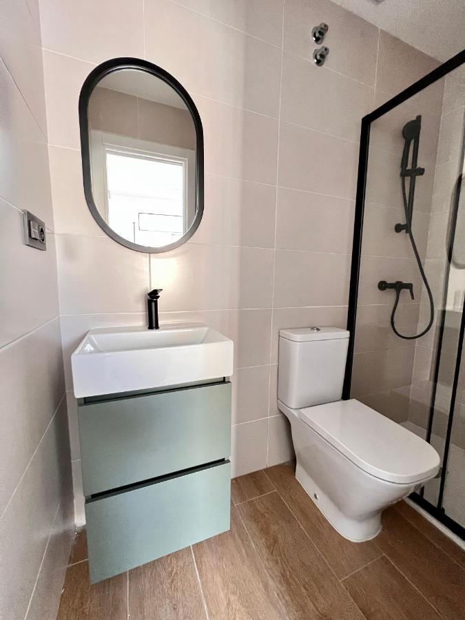 הוספיטלט דה יוברגאט Crysoyle Apartment Barcelona Next To Camp Nou מראה חיצוני תמונה
