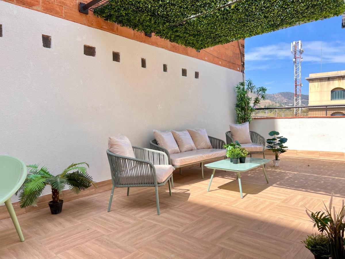 הוספיטלט דה יוברגאט Crysoyle Apartment Barcelona Next To Camp Nou מראה חיצוני תמונה